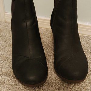 Kelsey Wedge Bootie TOMS 6.5